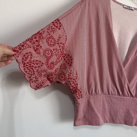 Zara Top M Surplice Crop Smocked Red Stripe Embroidered Half Sleeve Popover Boho - Picture 4 of 10